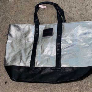 Victoria secret TOTE